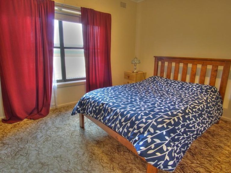 24 May Street, Narrandera NSW 2700 - photo 7