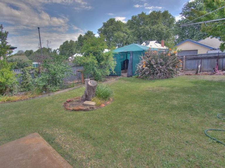 24 May Street, Narrandera NSW 2700 - photo 8