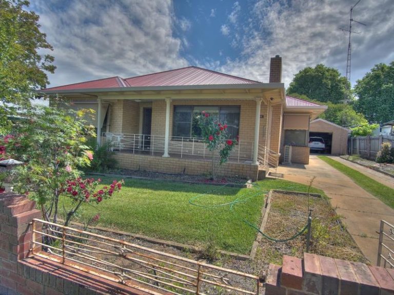 24 May Street, Narrandera