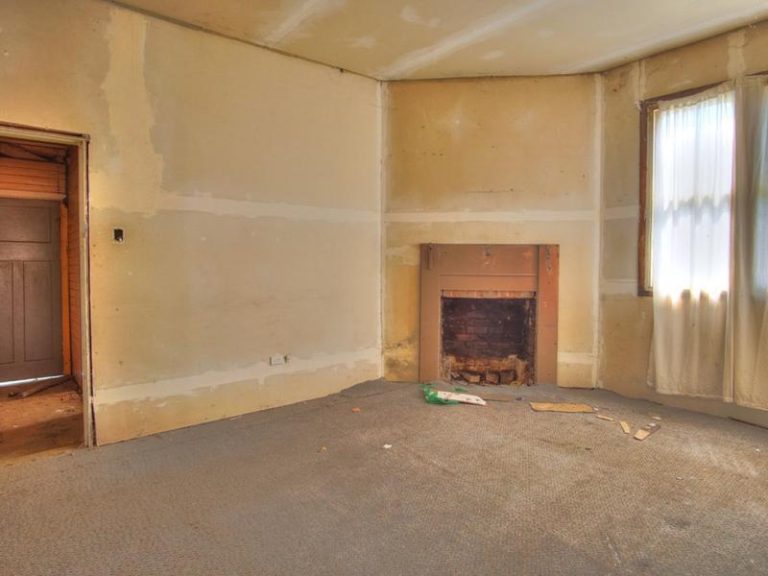 9 Ferrier Street, Narrandera NSW 2700 - photo 3