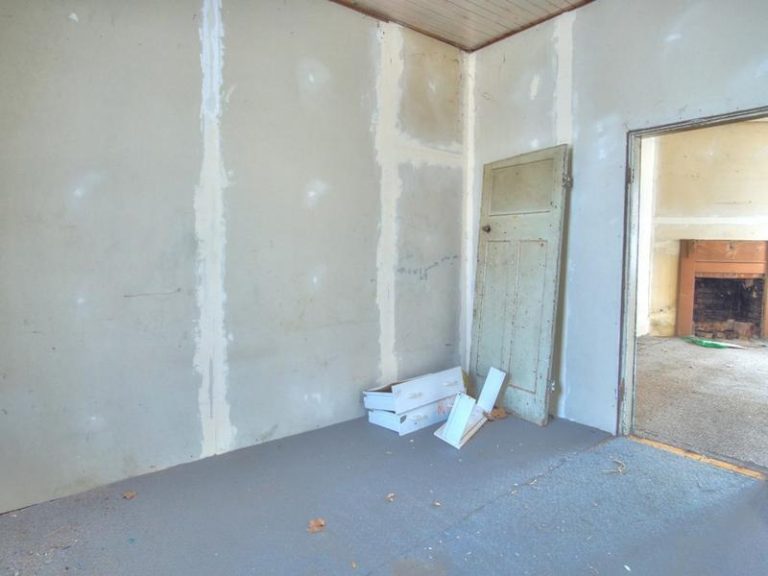 9 Ferrier Street, Narrandera NSW 2700 - photo 5