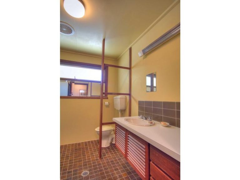 63 Elizabeth Street, Narrandera NSW 2700 - photo 7
