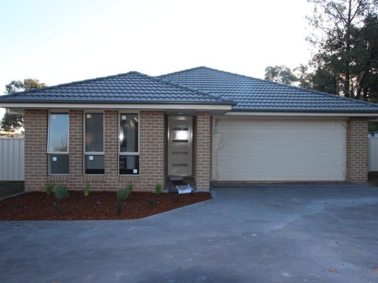 60 Haig Street, Temora