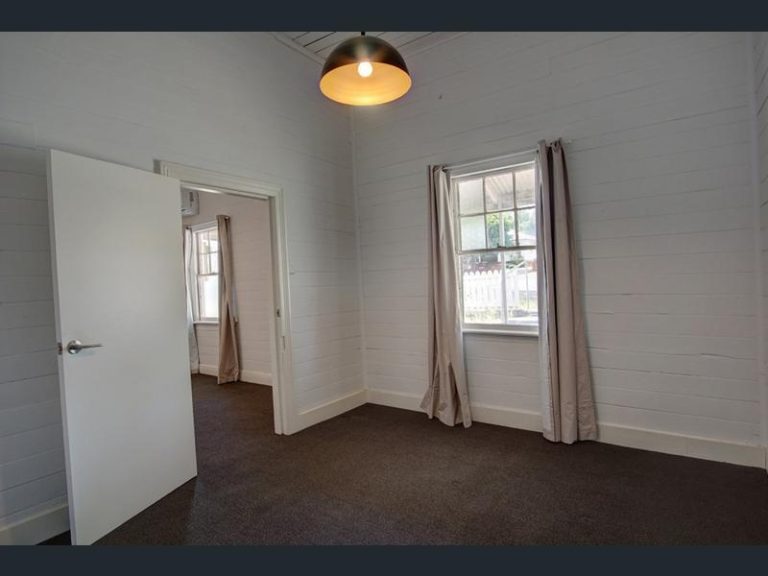 34 King Street, Narrandera NSW 2700 - photo 5