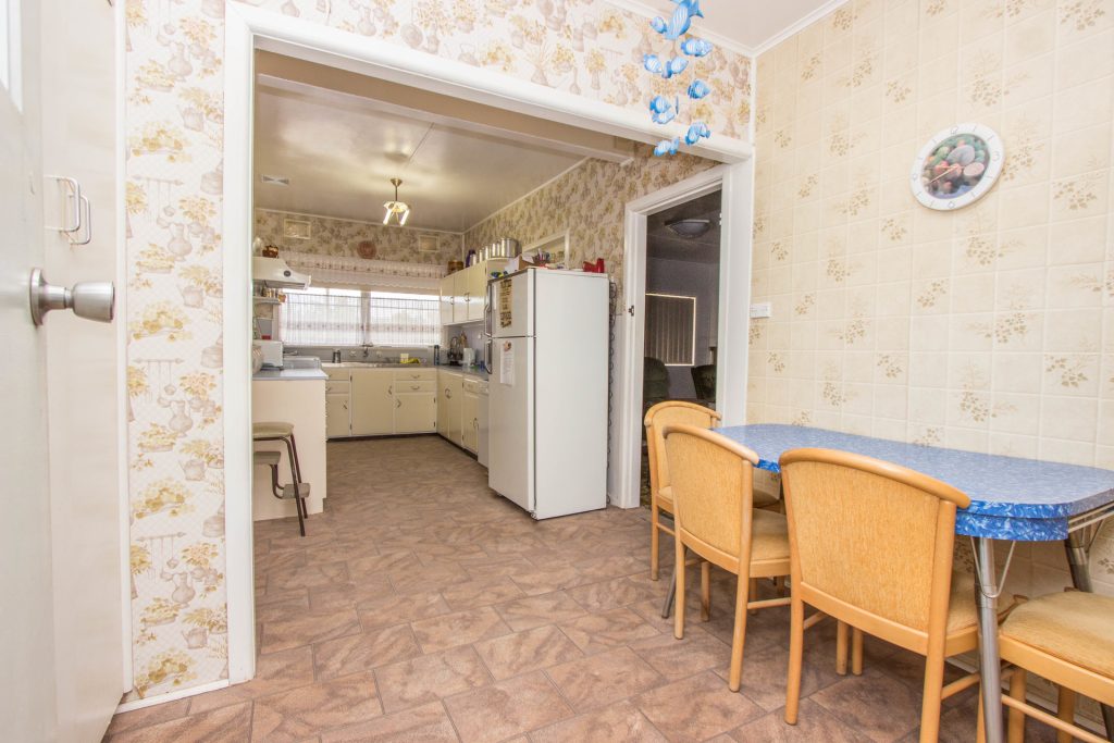 179 Pine Hill Road, Narrandera NSW 2700 - photo 6