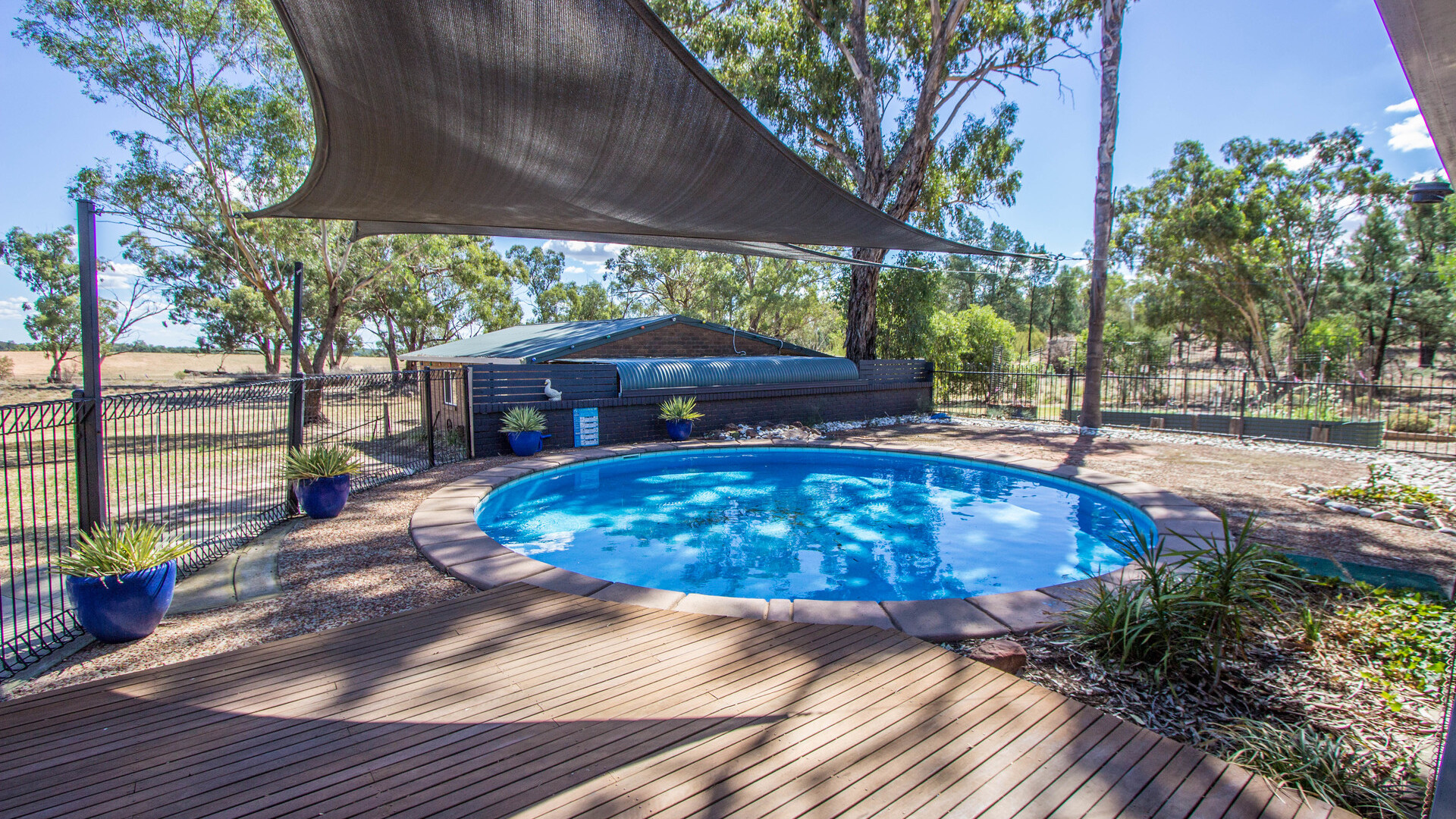 4 Bells Road, Narrandera NSW 2700 - photo 11