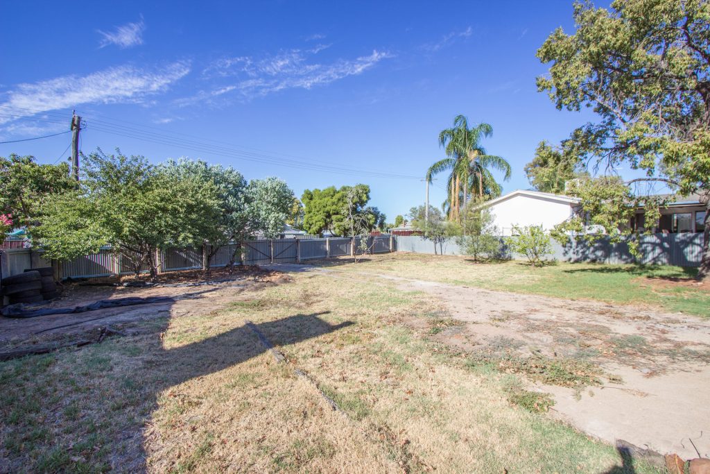 38 Dalgetty Street, Narrandera NSW 2700 - photo 13