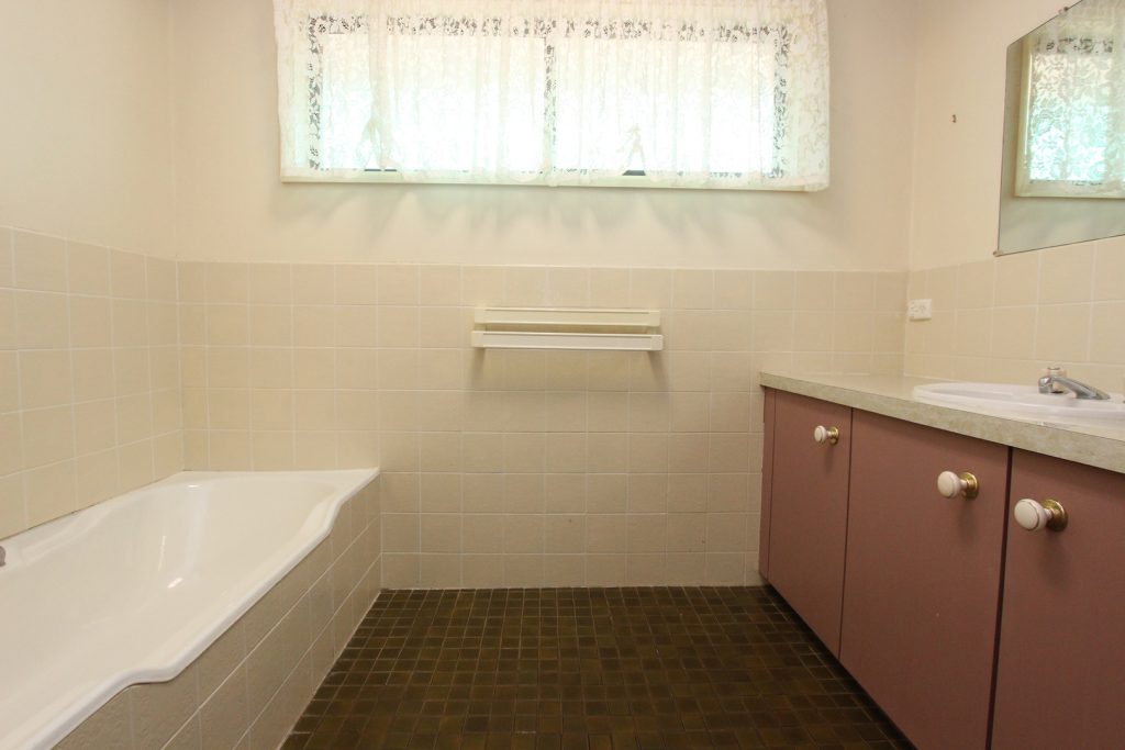 51 Deutcher Street, Temora NSW 2666 - photo 23