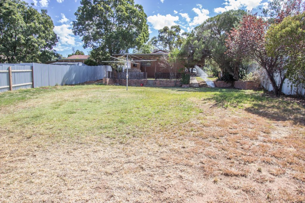 22 Watermain Street, Narrandera NSW 2700 - photo 11