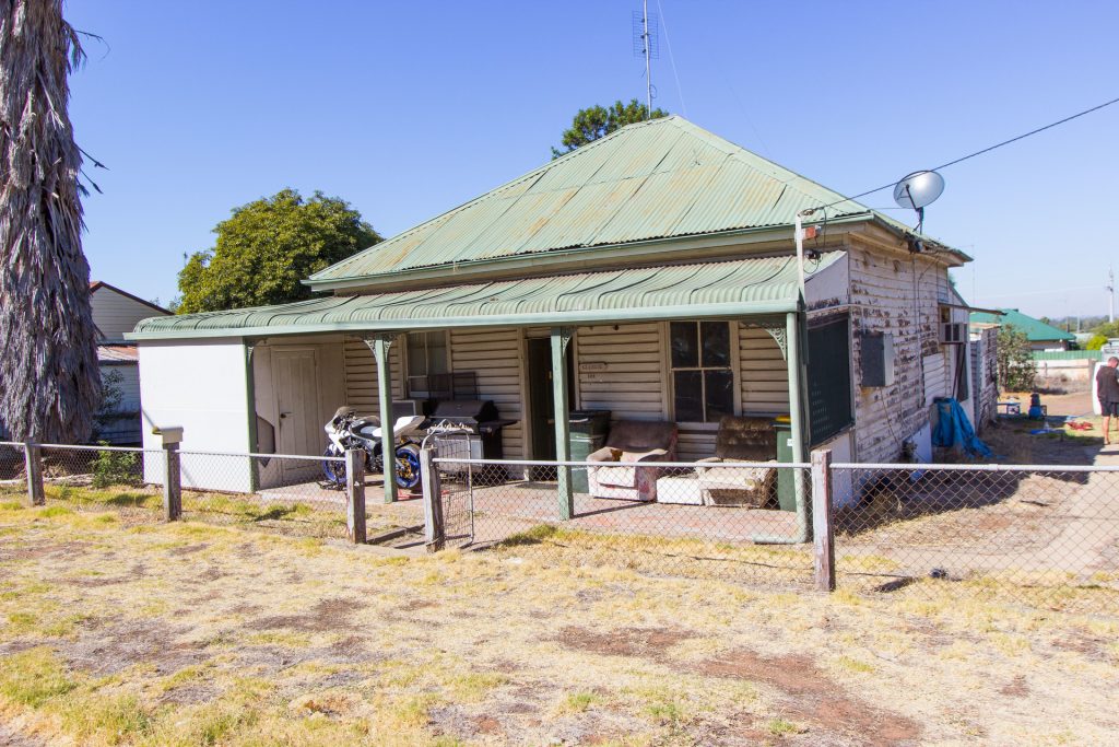 104 Whitton Street, Narrandera NSW 2700 - photo 4