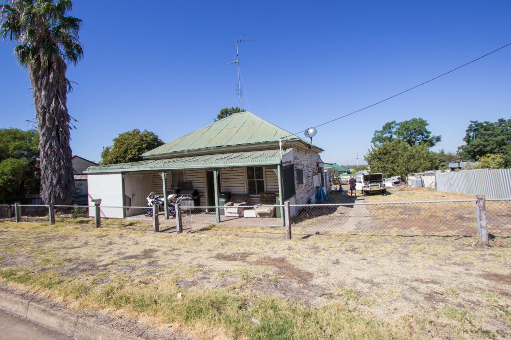 104 Whitton Street, Narrandera NSW 2700 - photo 5