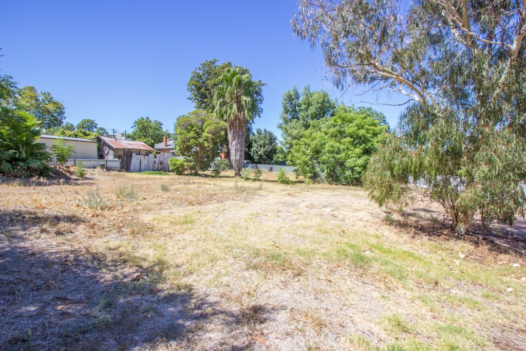 43 Adams Street, Narrandera NSW 2700 - McGrath Riverina