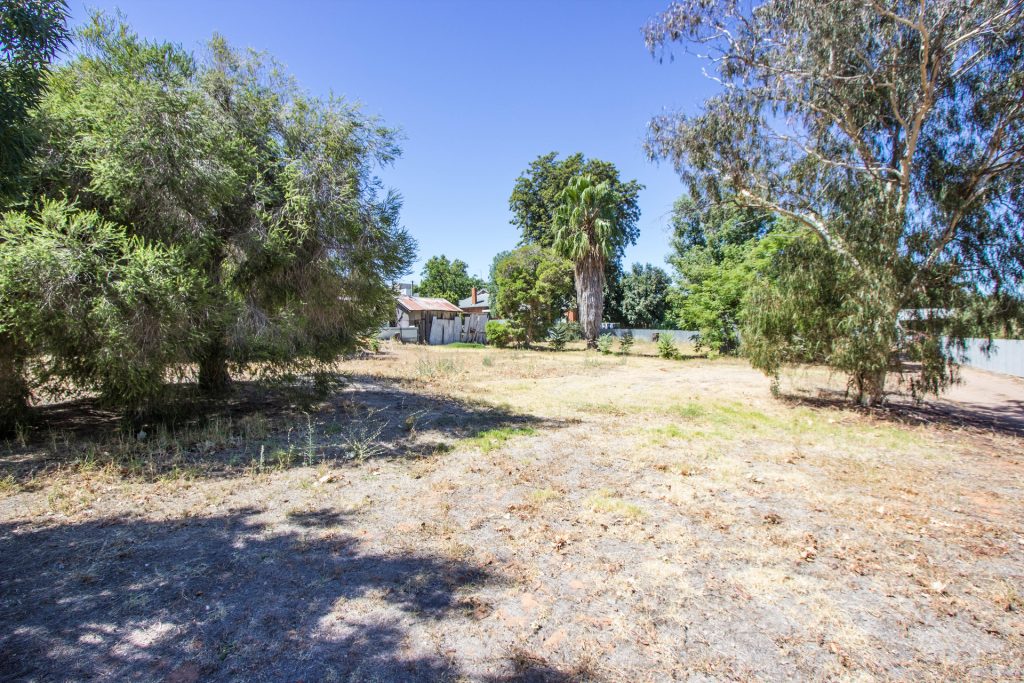 43 Adams Street, Narrandera NSW 2700 - photo 3