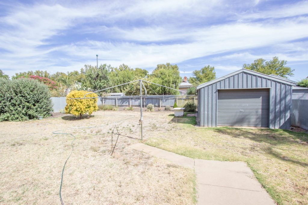 42 Riverine Street, Narrandera NSW 2700 - photo 10
