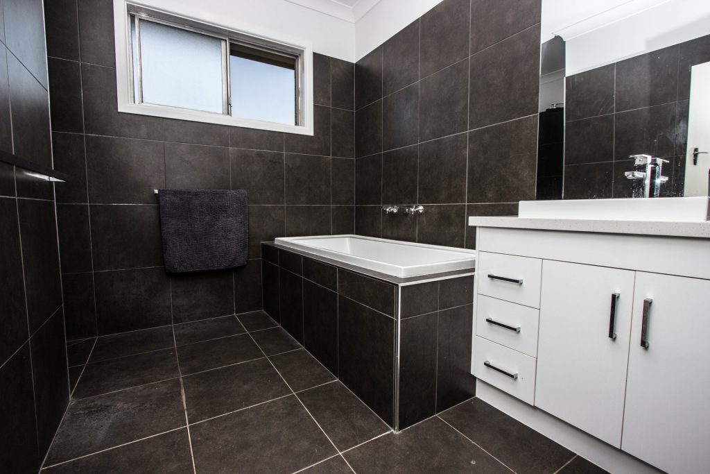 18 Riverine Street, Narrandera NSW 2700 - photo 11