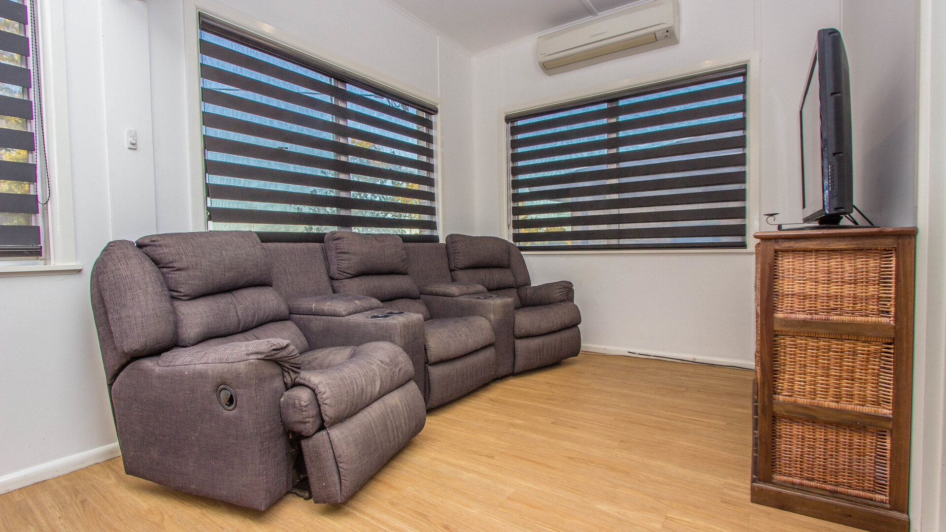 18 Riverine Street, Narrandera NSW 2700 - photo 7