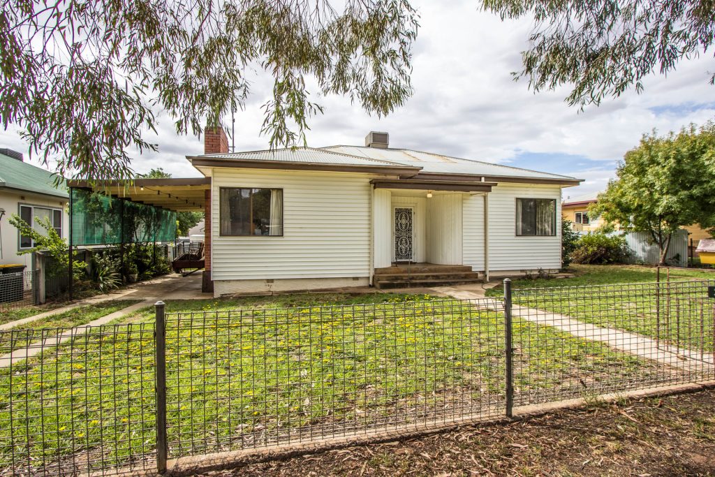 39 Riverine Street, Narrandera NSW 2700 - McGrath Riverina