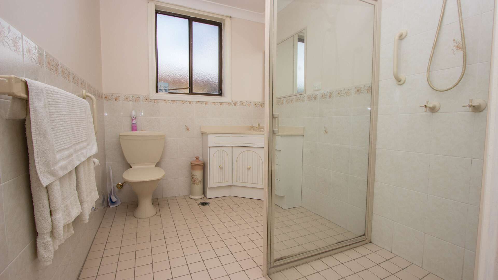 39 Riverine Street, Narrandera NSW 2700 - photo 6