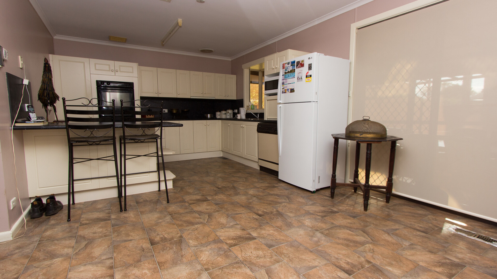 2 Japonica Place, Narrandera NSW 2700 - photo 5