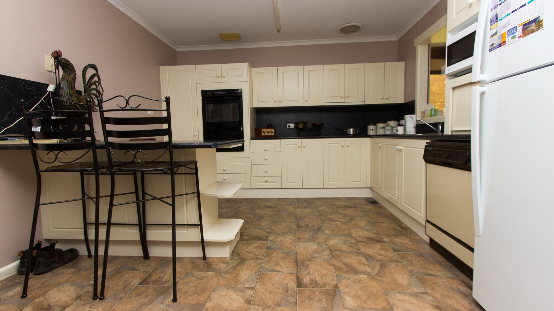 2 Japonica Place, Narrandera NSW 2700 - photo 6