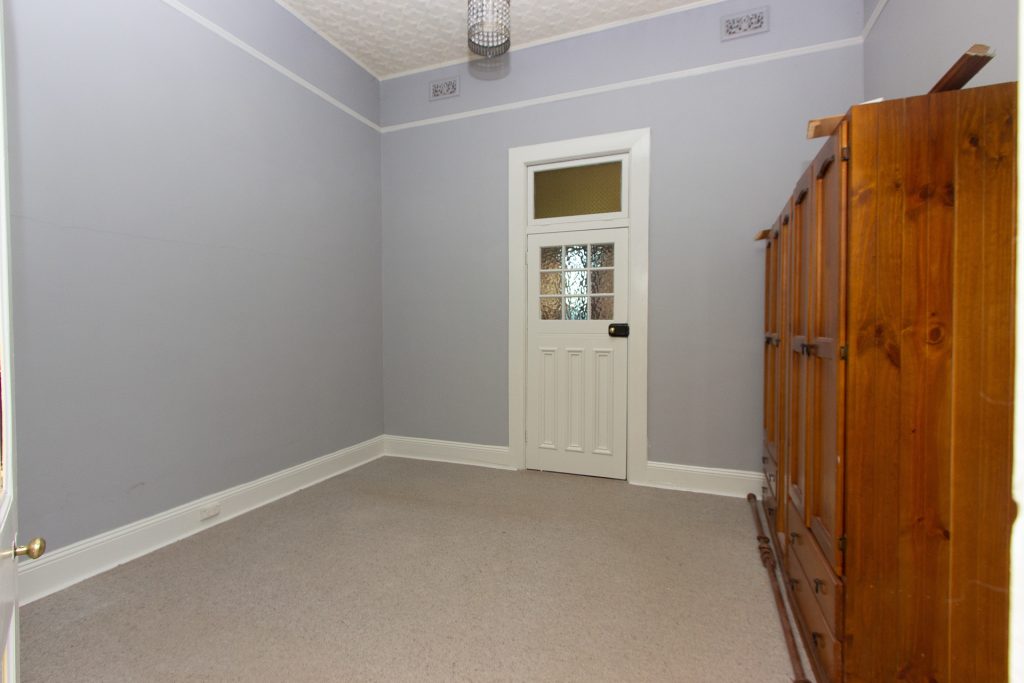 6 Willans Street, Narrandera NSW 2700 - photo 7