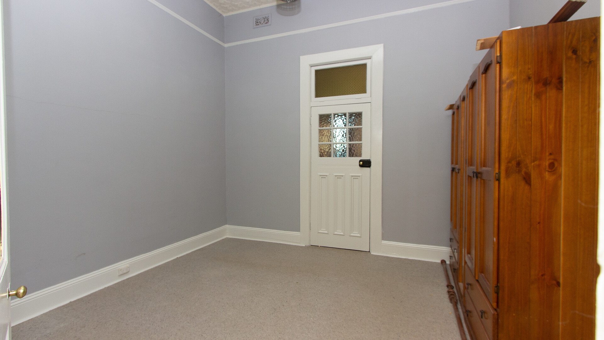 6 Willans Street, Narrandera NSW 2700 - photo 7