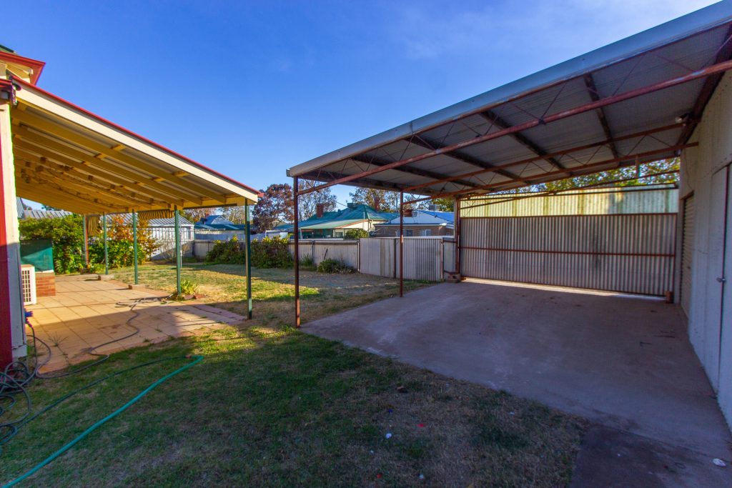 6 Willans Street, Narrandera NSW 2700 - photo 10