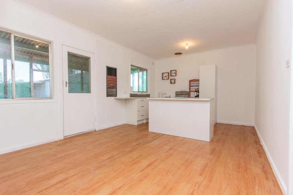 46 Barellan Street, Grong Grong NSW 2652 - photo 3