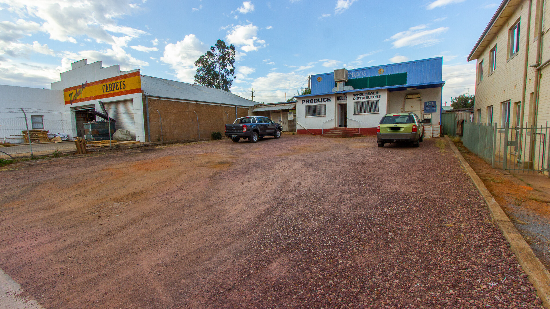 43 Kurrajong Avenue, Leeton NSW 2705 - photo 2
