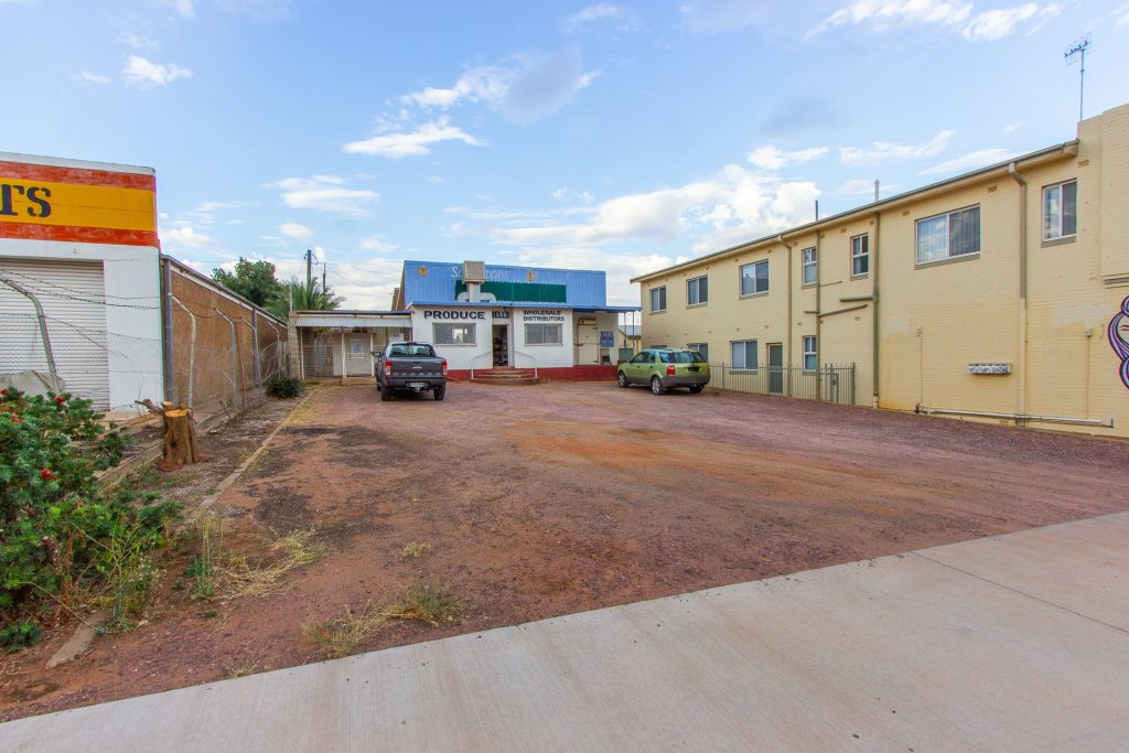 43 Kurrajong Avenue, Leeton NSW 2705 - McGrath Riverina