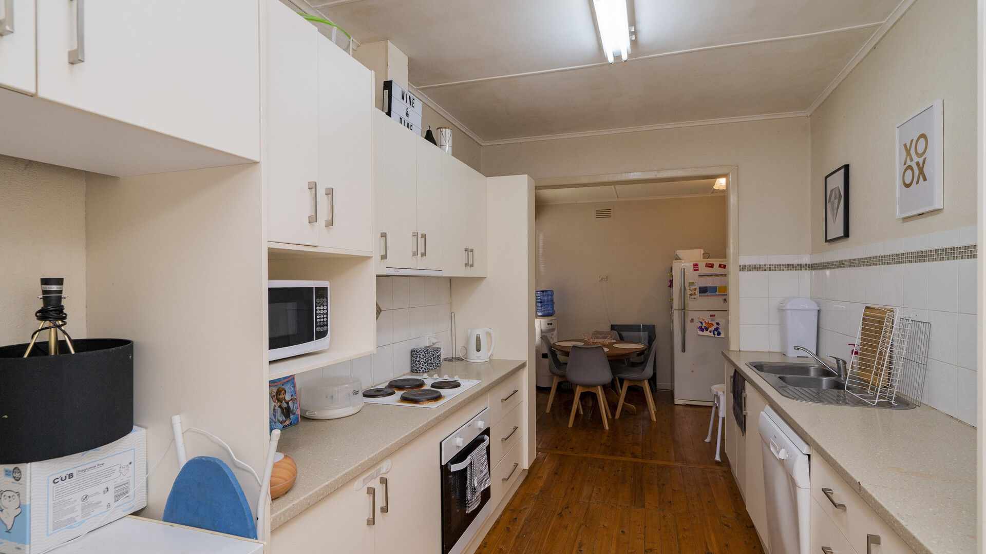 13 Chantilly Street, Narrandera NSW 2700 - photo 5