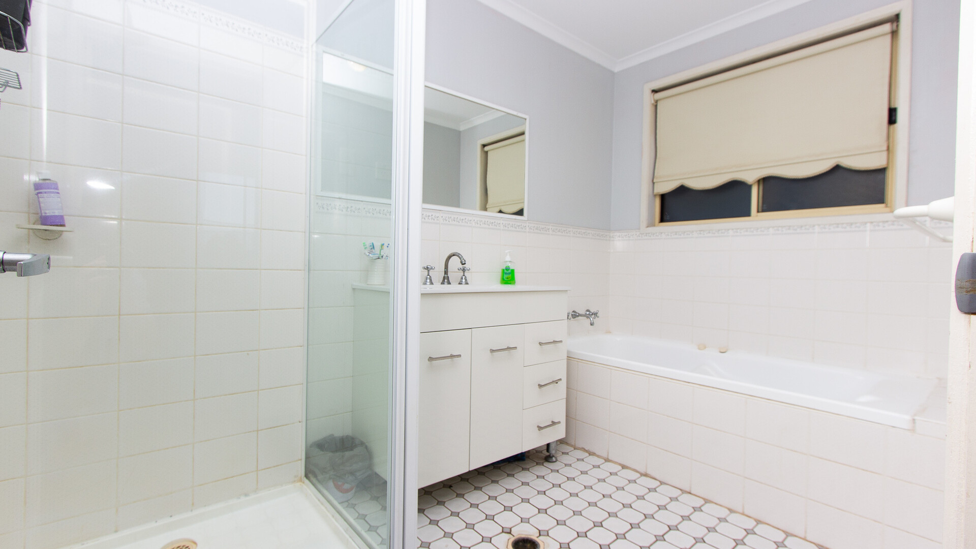 19 Kiesling Drive, Narrandera NSW 2700 - photo 11