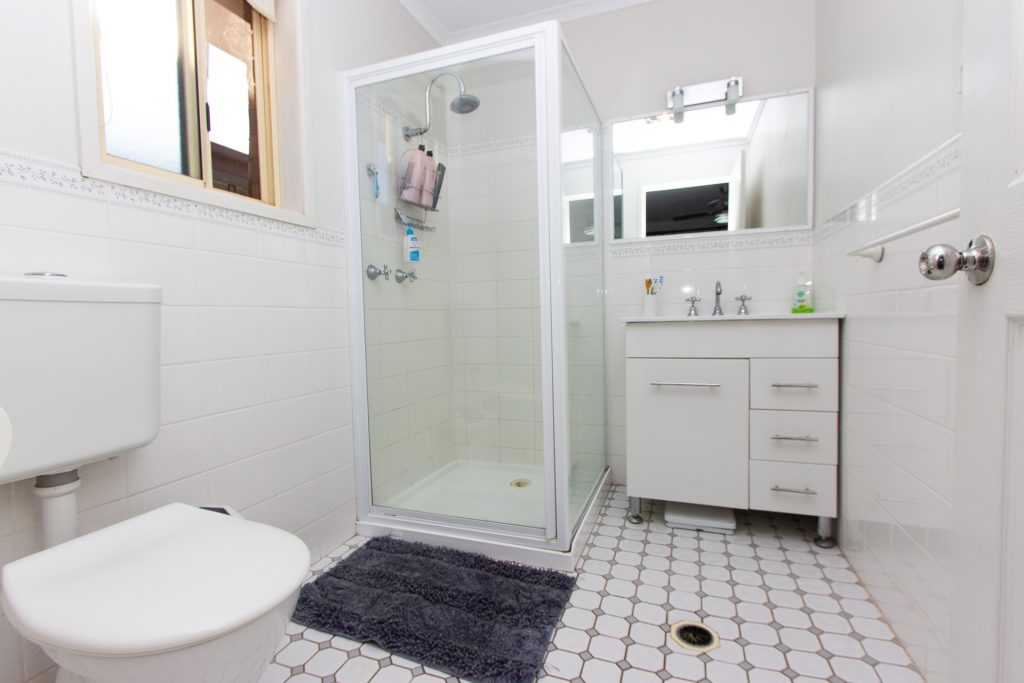19 Kiesling Drive, Narrandera NSW 2700 - photo 8