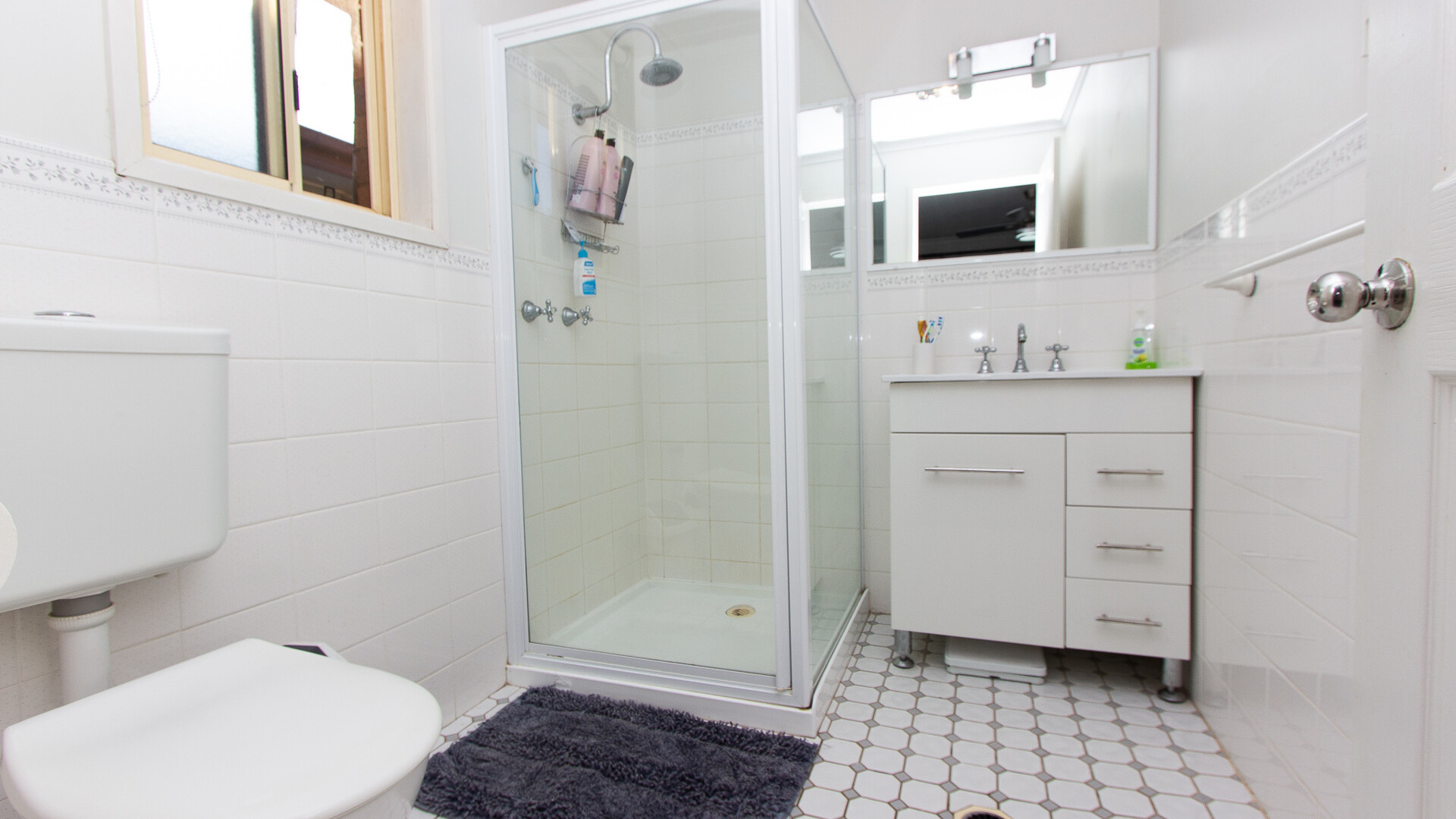 19 Kiesling Drive, Narrandera NSW 2700 - photo 8