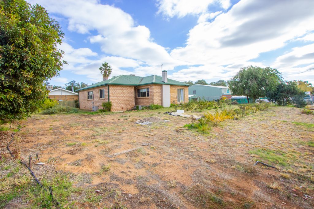 199 Irrigation Way, Narrandera NSW 2700 - photo 2