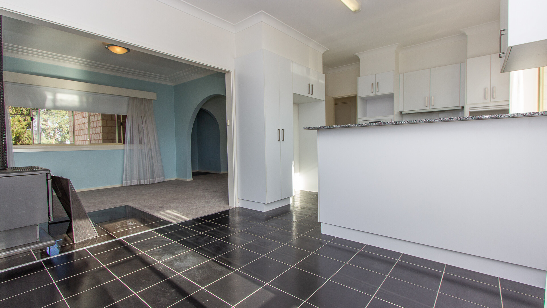 199 Irrigation Way, Narrandera NSW 2700 - photo 4