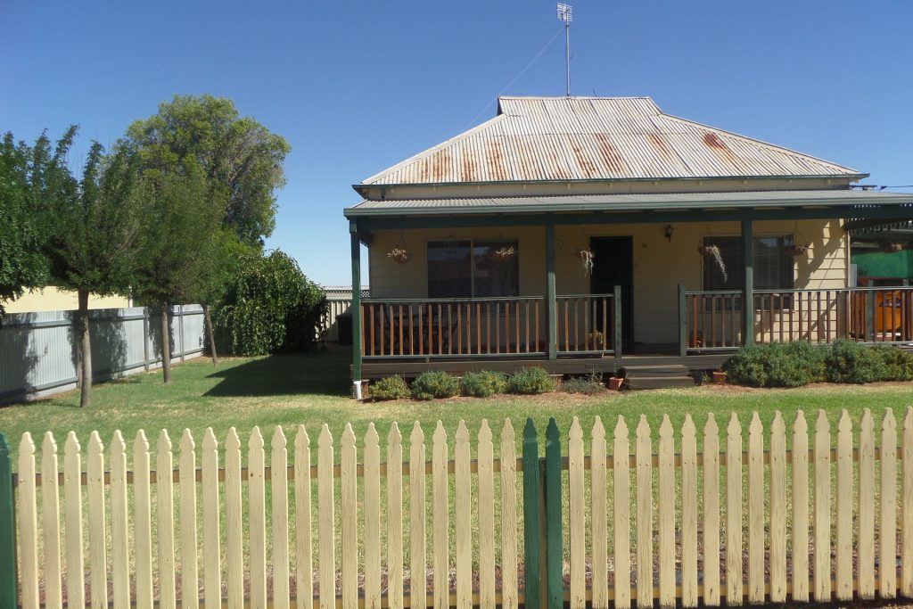 74 Dalgetty Street, Narrandera NSW 2700 - photo 2