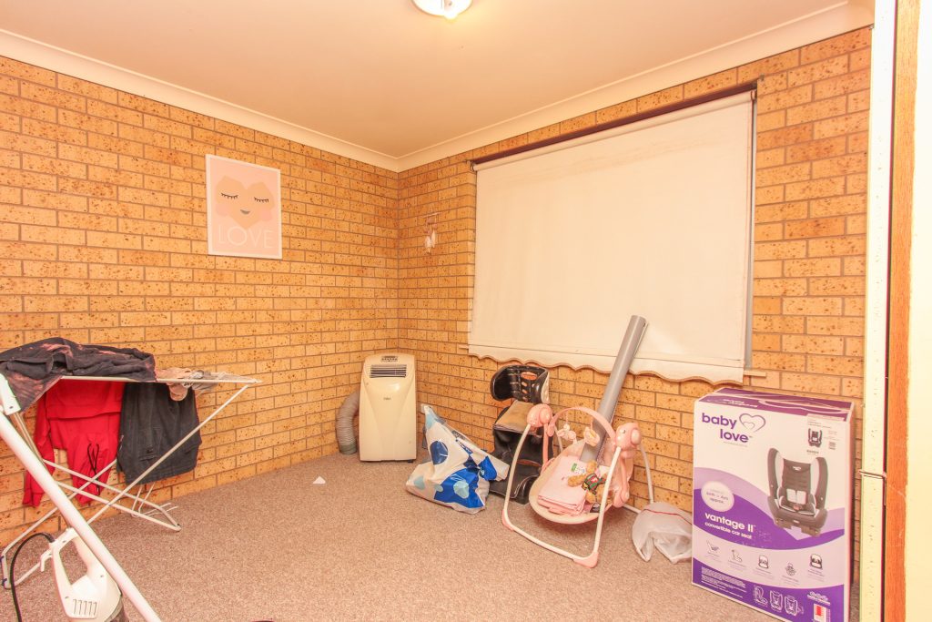 5 Helenor Crescent, Narrandera NSW 2700 - photo 7