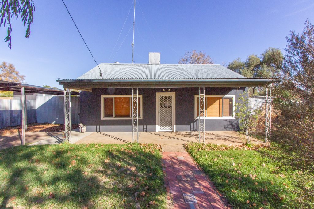 16 Audley Street, Narrandera NSW 2700 - McGrath Riverina