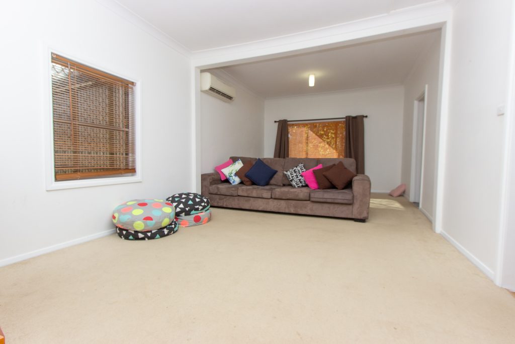 16 Audley Street, Narrandera NSW 2700 - photo 6