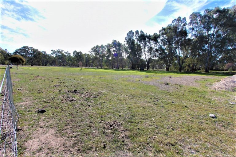 49-51 Hankinson Street, Narrandera NSW 2700 - photo 2