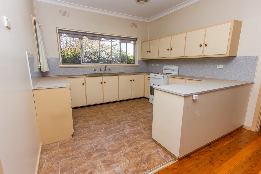 68 Twynam Street, Narrandera NSW 2700 - photo 2