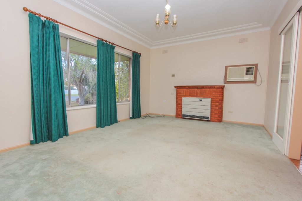 68 Twynam Street, Narrandera NSW 2700 - photo 4