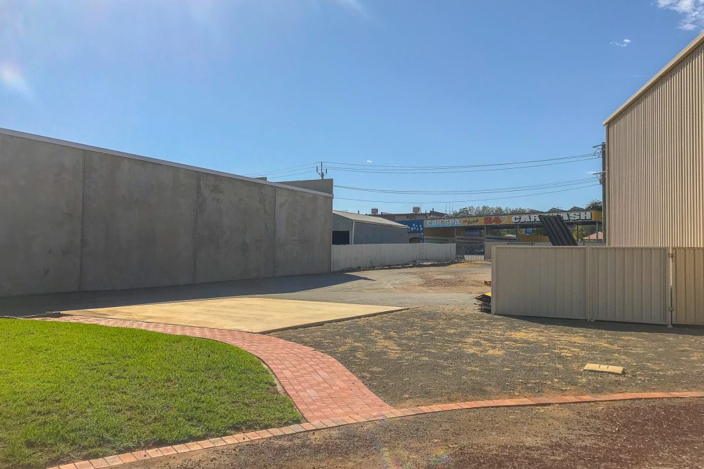 29 Acacia Avenue, Leeton NSW 2705 - photo 3