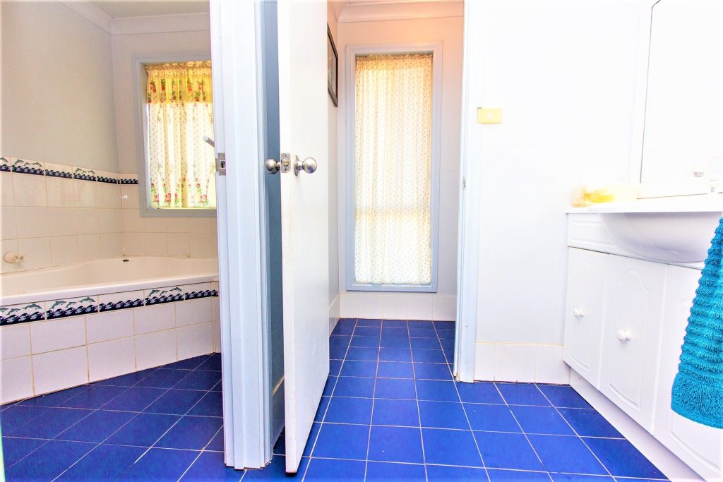 621 Barellan Road, Narrandera NSW 2700 - photo 15