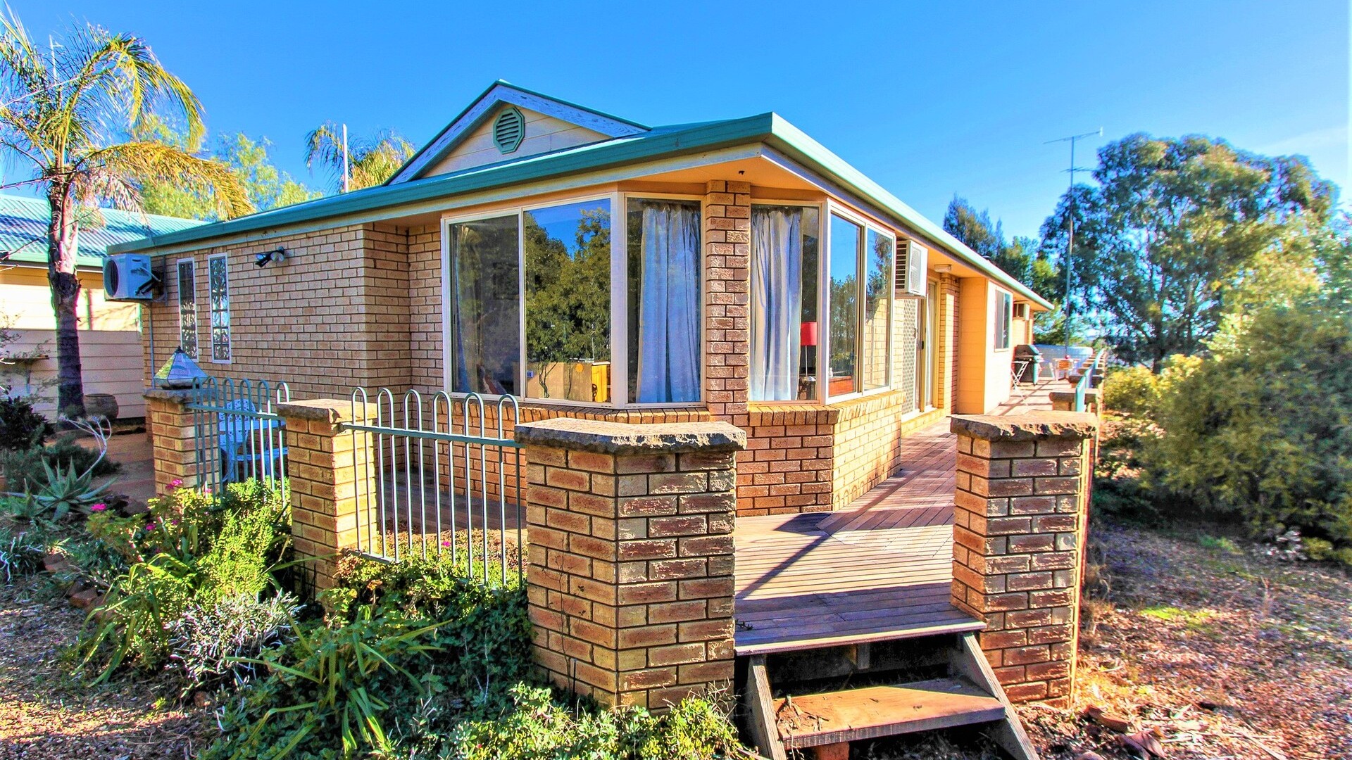 621 Barellan Road, Narrandera NSW 2700 - photo 4