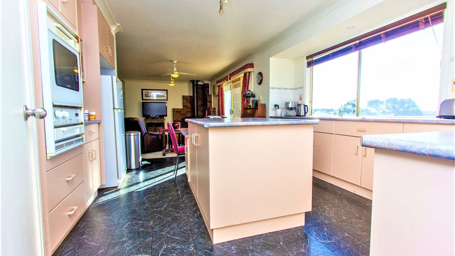621 Barellan Road, Narrandera NSW 2700 - photo 5