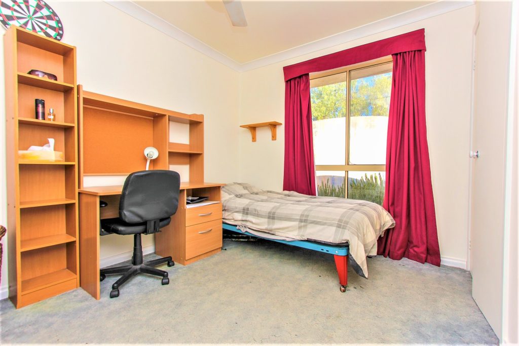 621 Barellan Road, Narrandera NSW 2700 - photo 10