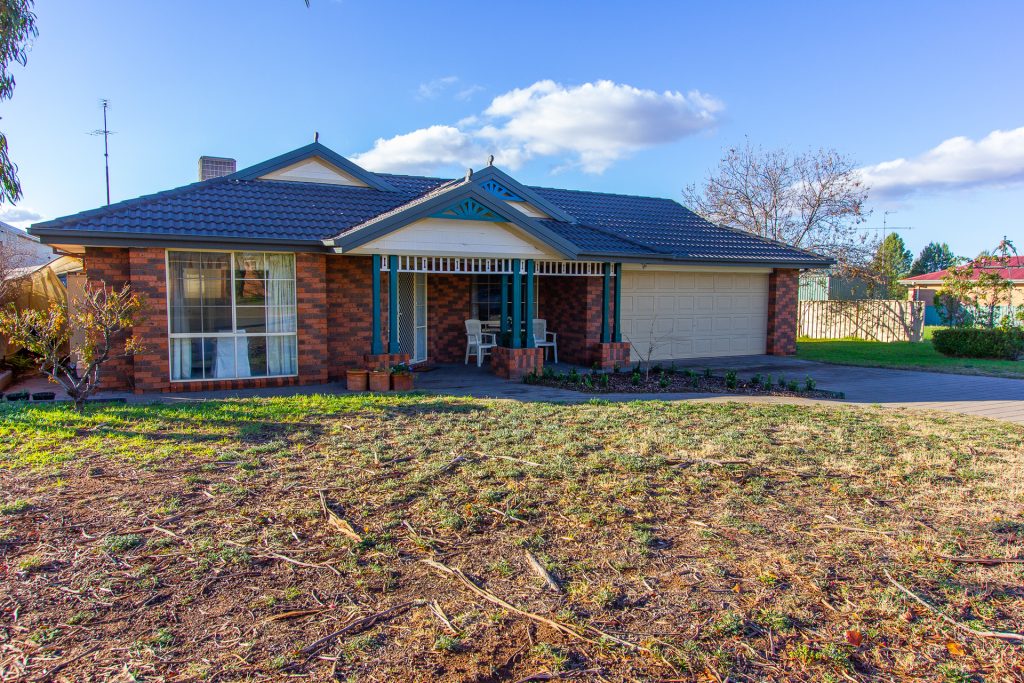 15 Kiesling Drive, Narrandera NSW 2700 - McGrath Riverina