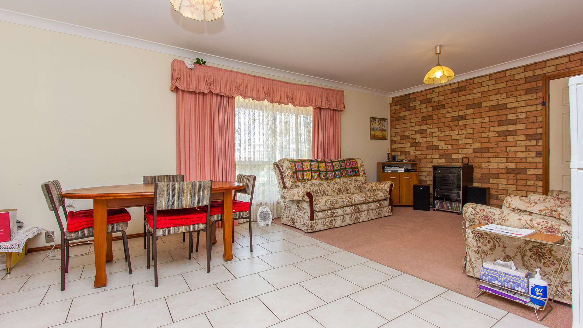 26 Midgeon Street, Narrandera NSW 2700 - photo 9